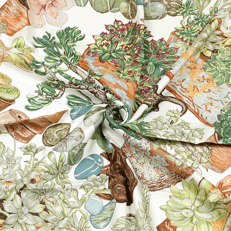 Hermes Scarf "Jardin Secret" by Valerie Dawlat Dumoulin 90cm Silk | Carre Foulard