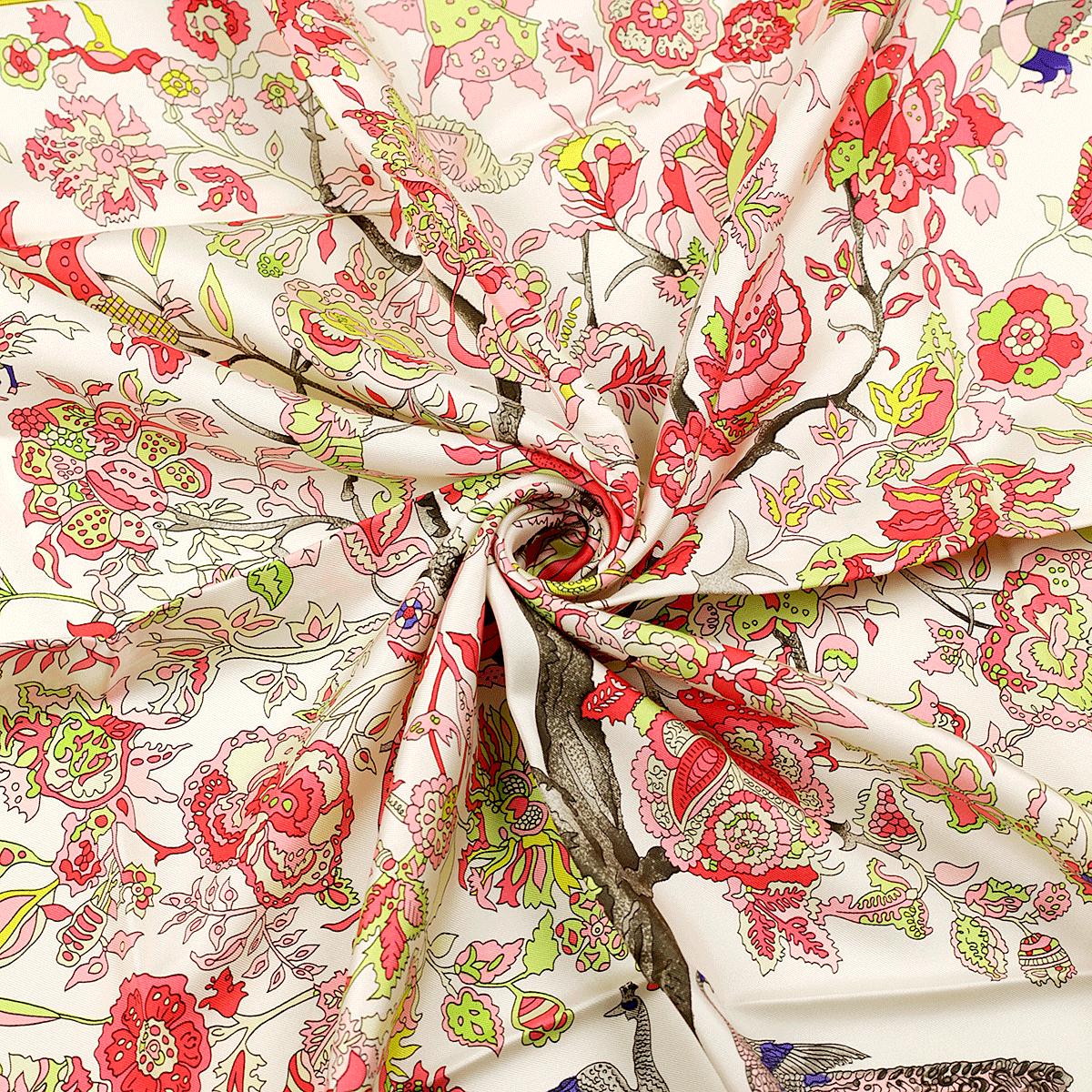 Hermes Scarf "Fantaisies Indiennes" by Loïc Dubigeon 90cm Silk | Carre Foulard