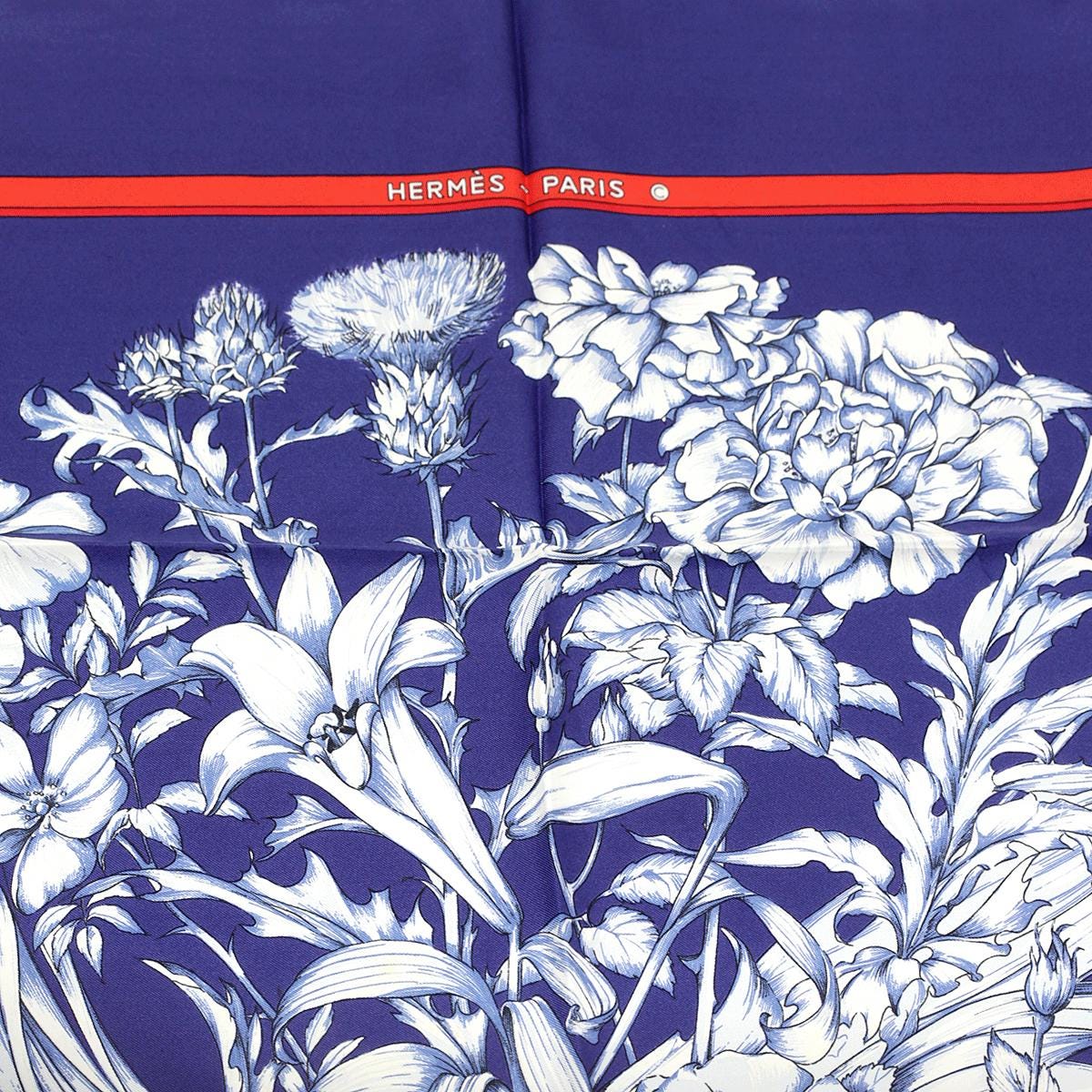 Hermes Scarf "Regina" by Leila Menchari 90cm Silk | Carre Foulard