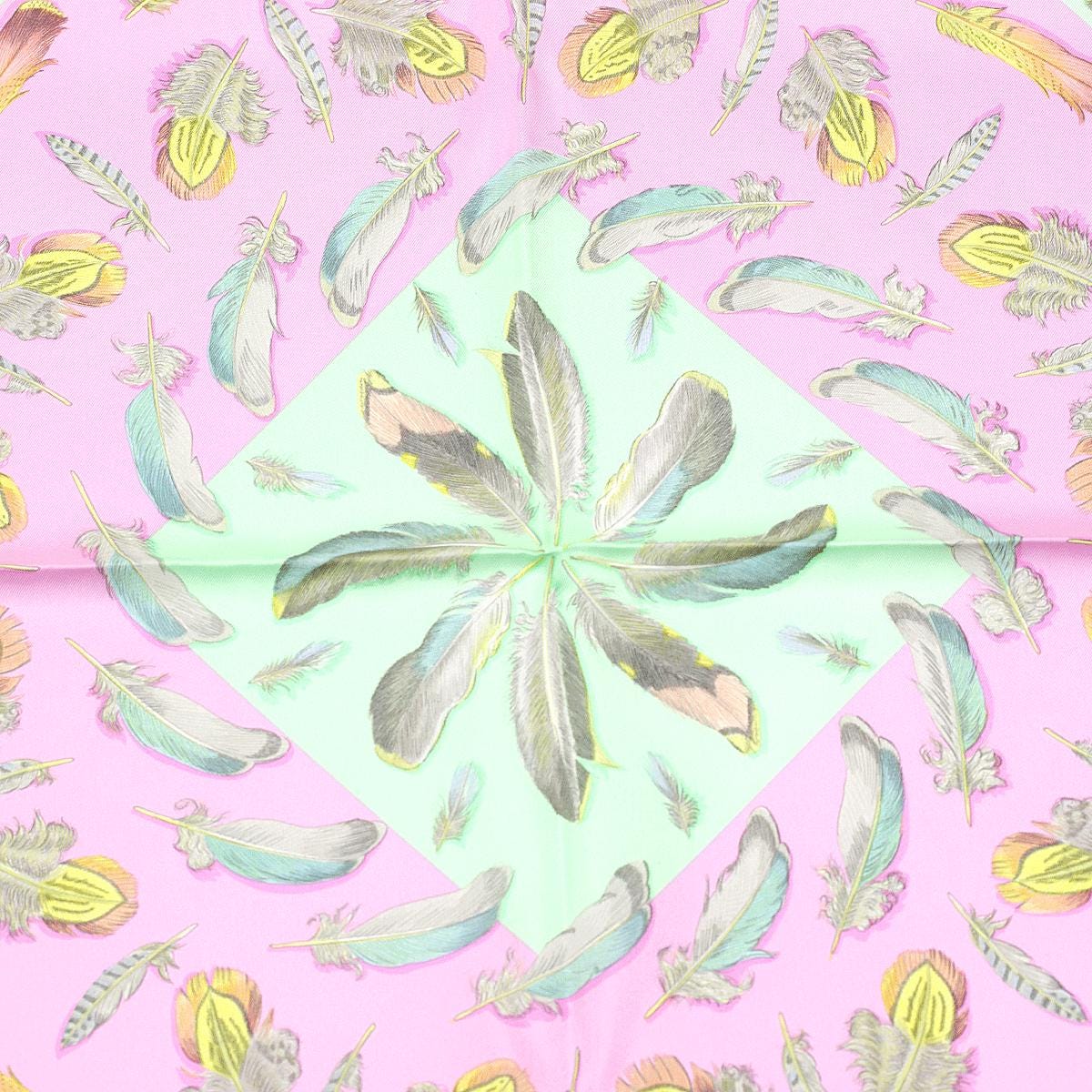 HERMÈS PLUMES スカーフ 約90cm x 90cm Hermes Scarf Plumes en Fete 90 cm silk yellow Carre bird