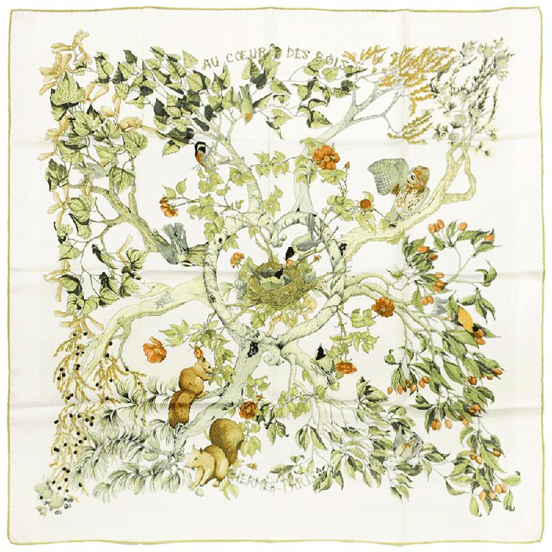 Hermes Scarf "Au Coeur des Bois" by Zoe Pauwels 90cm Silk | Carre Foulard