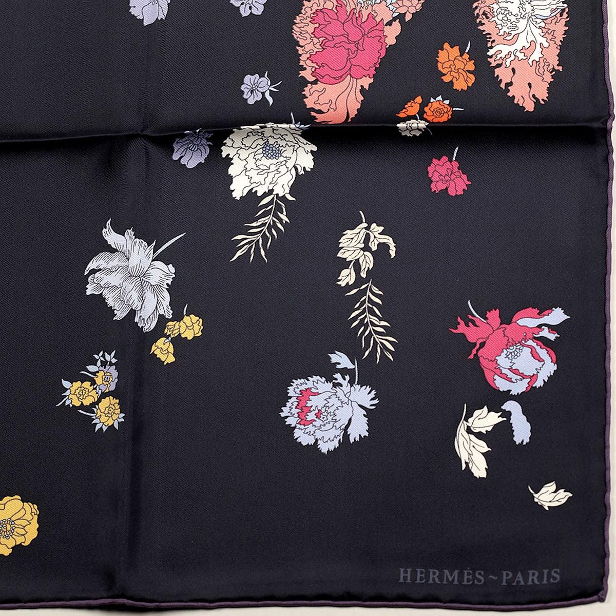 Hermes Scarf "Robe Legere" by Théo de Gueltzl 90cm Silk | Carre Foulard