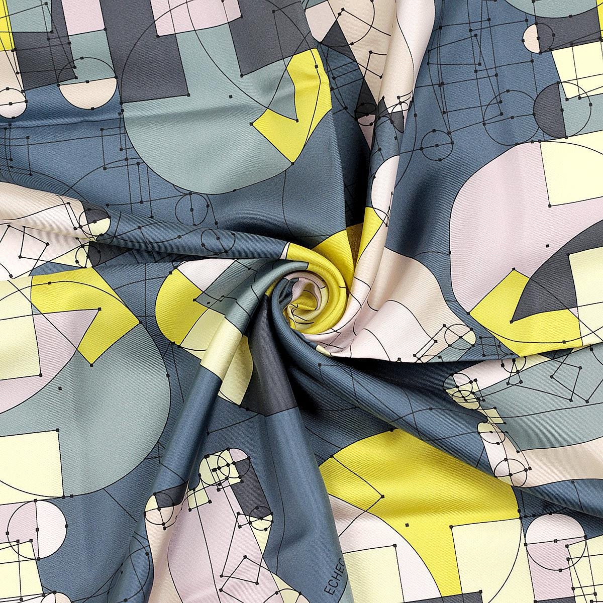 Hermes Scarf "Echec au Roi" by Benoit Pierre Emery 90cm Silk | Carre Foulard