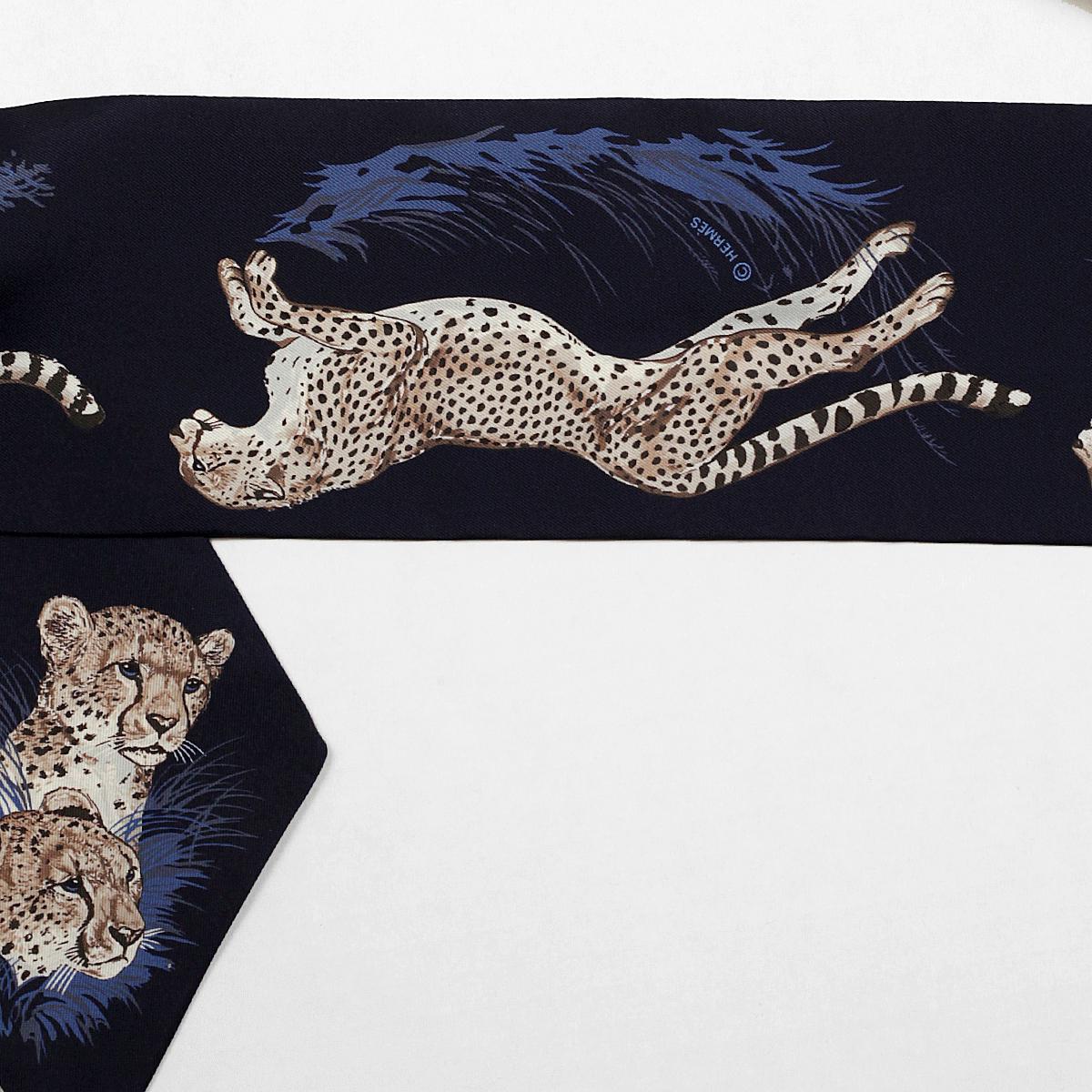 Hermes Scarf Maxi Twilly Slim "Guepards" by Robert Dallet Silk 10cm x 180cm | Carre Foulard