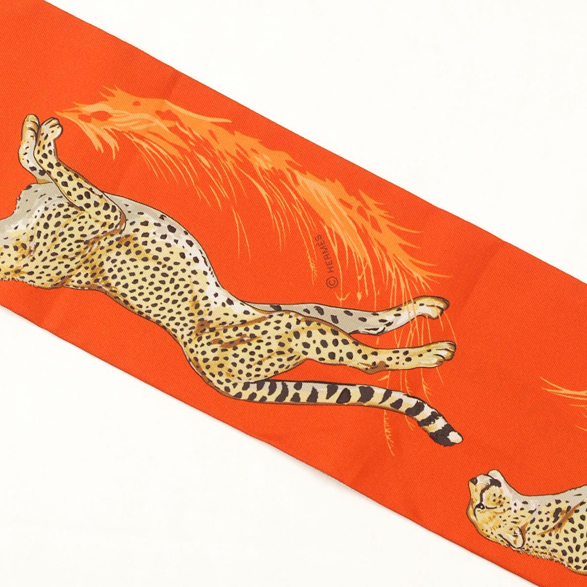 Hermes Scarf Maxi Twilly Slim "Guepards" by Robert Dallet Silk 10cm x 180cm | Carre Foulard