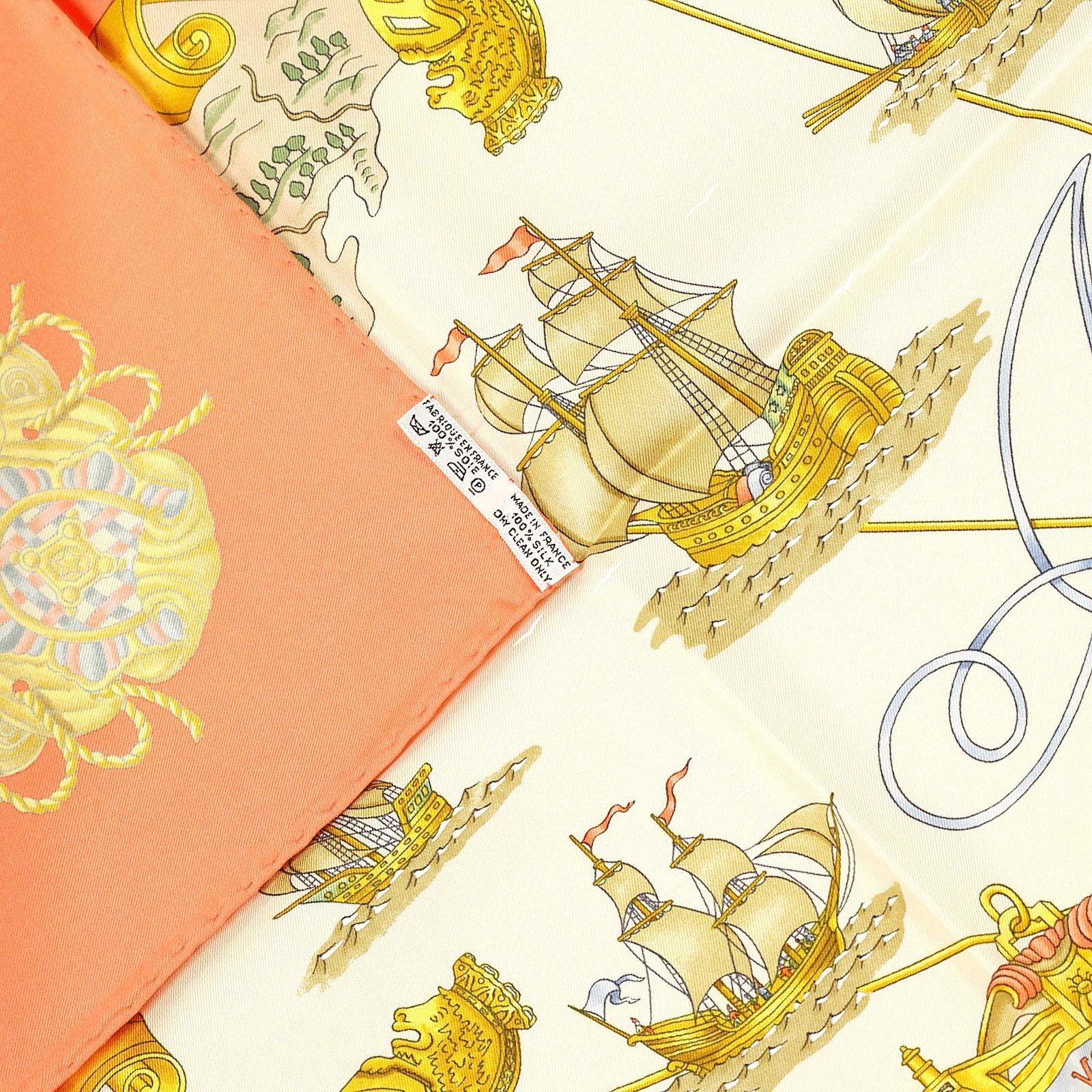 Hermes Scarf "Voiles de Lumiere" by Joachim Metz 90cm Silk | Carre Foulard