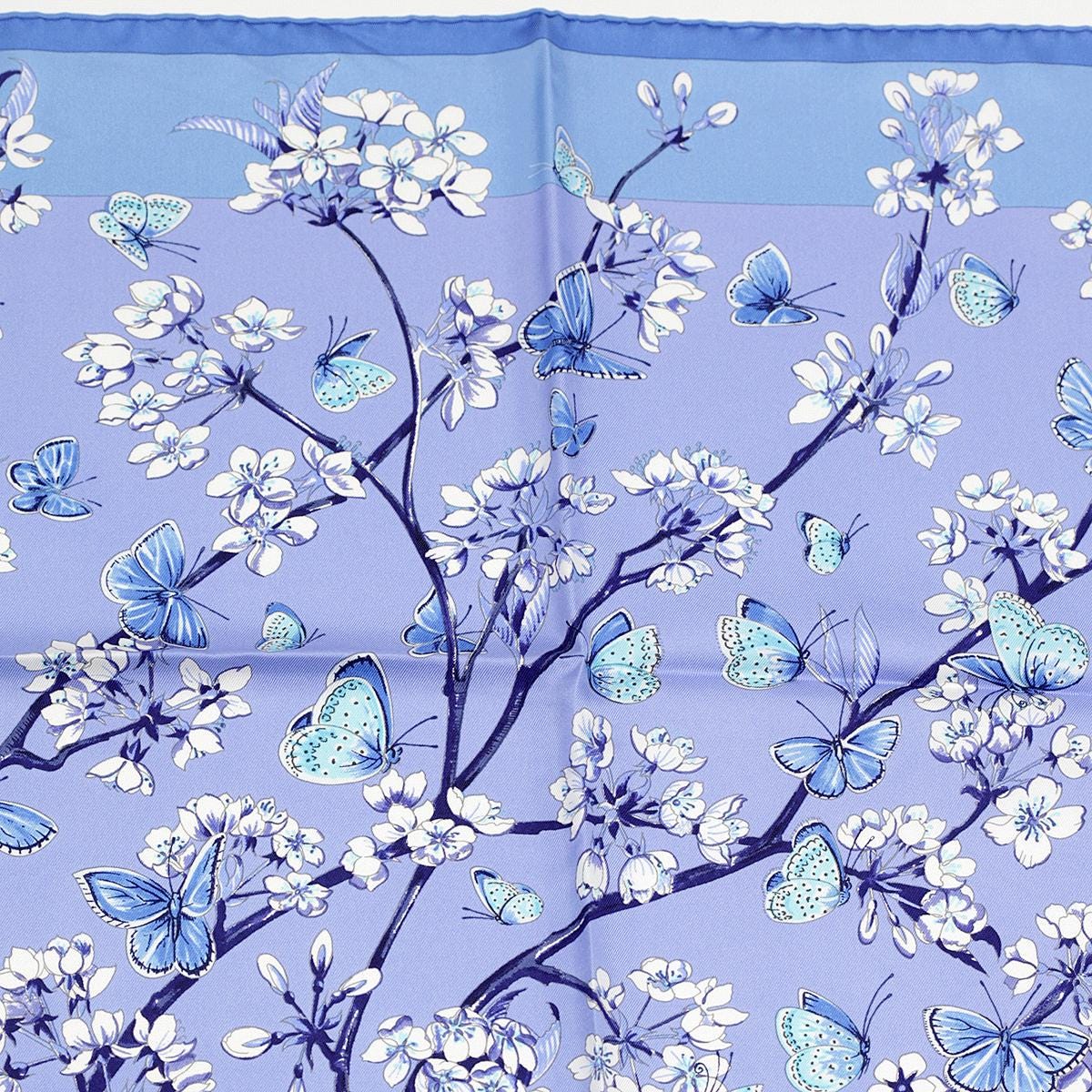 Hermes Scarf "Vol Amoureux des Azures" by Laurence Bourthoumieux 90cm Silk | Carre Foulard