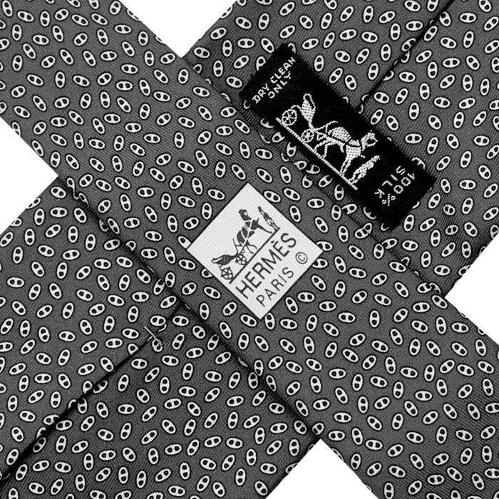 Hermes Men's Silk Tie Geometric Chaine d'Ancre Pattern 5107 | Necktie Cravate