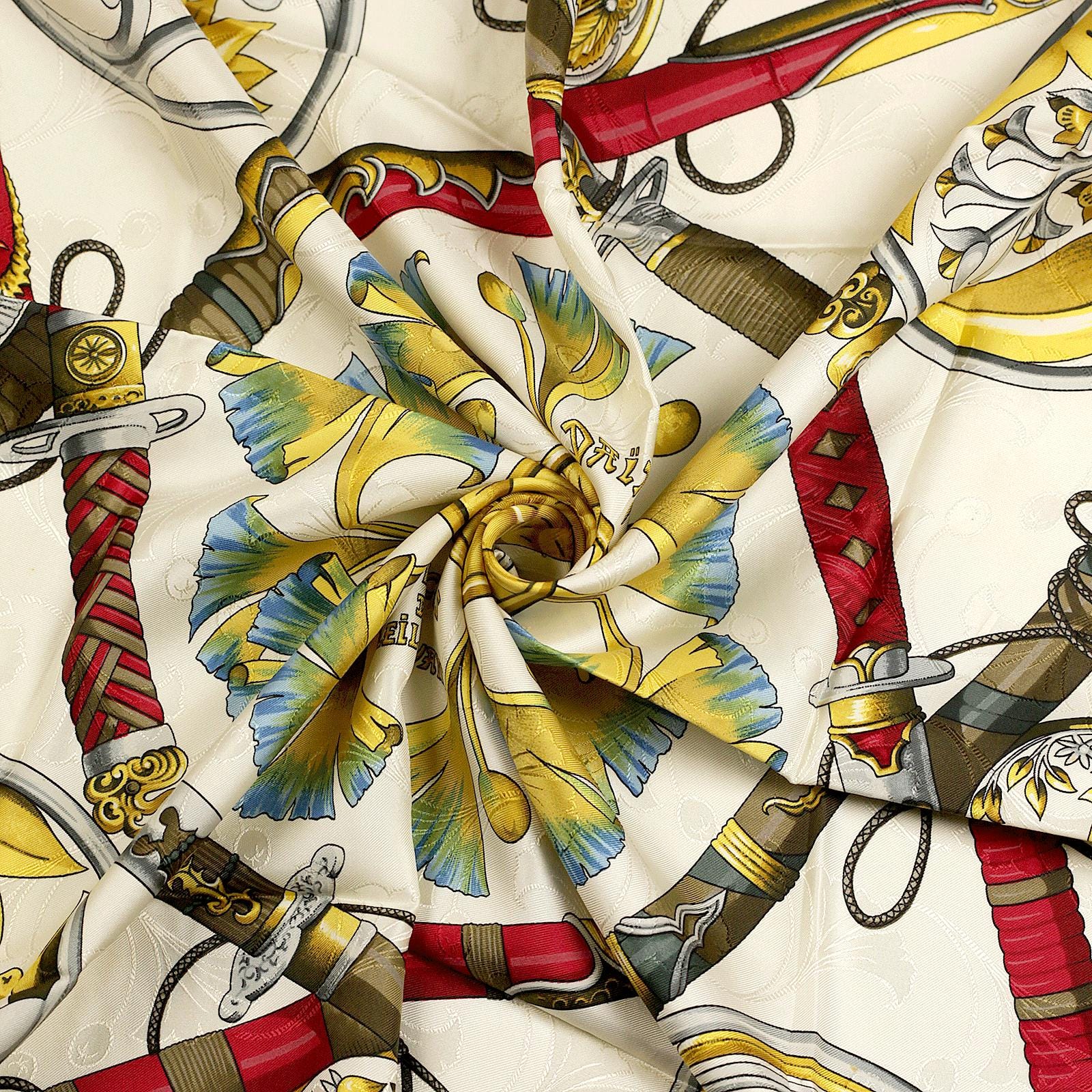 Hermes Scarf "Daimyo Princes de Soleil Levant" by Francoise Heron 90cm Silk Jacquard | Carre Foulard