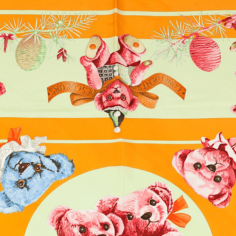 Hermes Scarf "Confidents des Coeurs" by Loic Dubigeon 90cm Silk | Carre Foulard