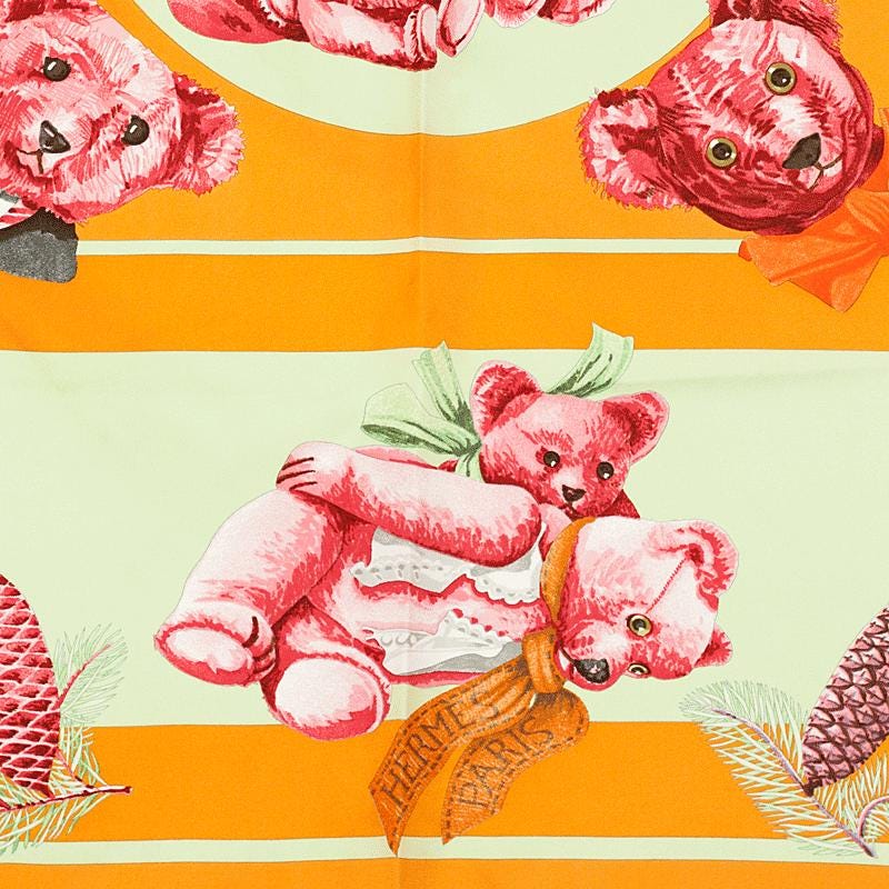 Hermes Scarf "Confidents des Coeurs" by Loic Dubigeon 90cm Silk | Carre Foulard
