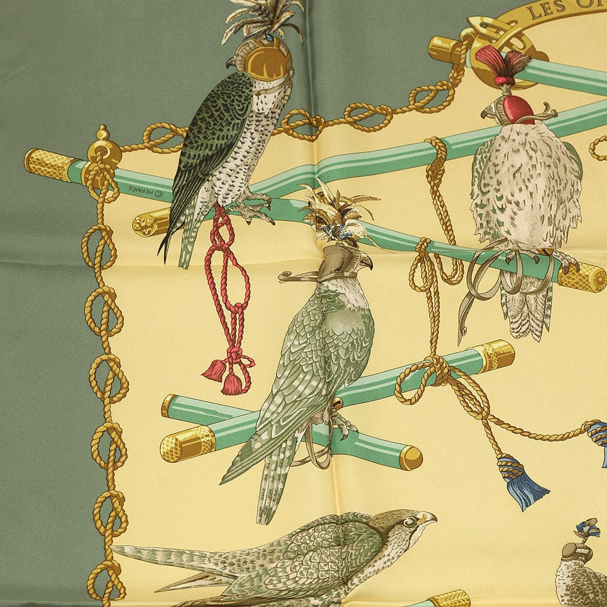 Hermes Scarf "Les Oiseaux du Roy" by Caty Latham 90cm Silk | Carre Foulard