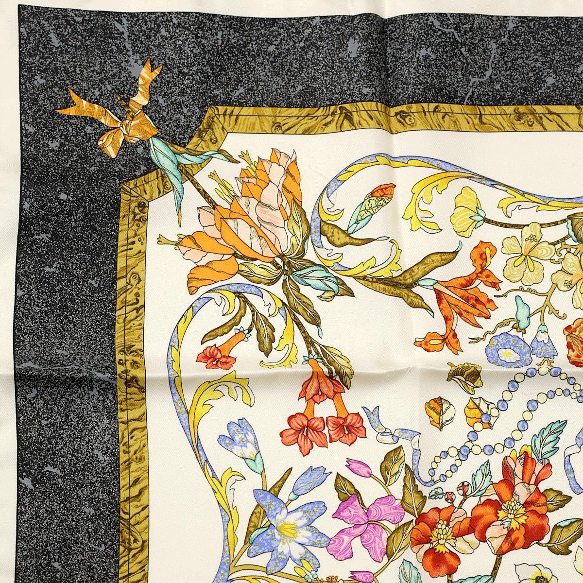 Hermes Scarf "Pierres d'Orient et d'Occident" by Zoe Pauwels 90cm Silk | Carre Foulard