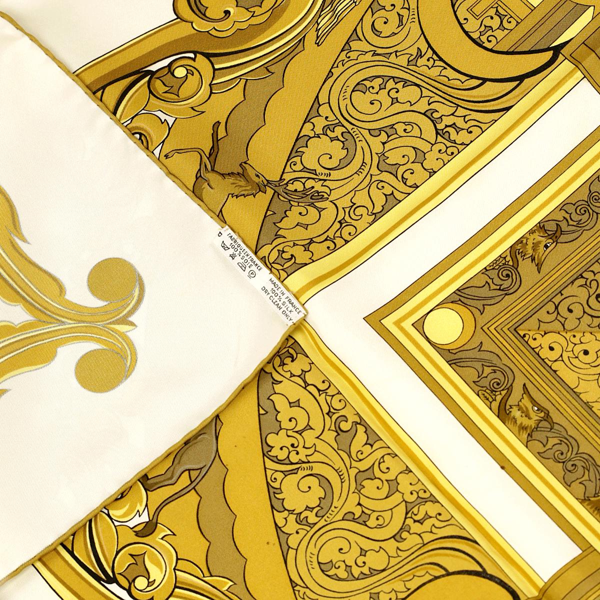 Hermes Scarf "Animaux Solaires" by Zoe Pauwels Vintage 90cm Silk | Carre Foulard