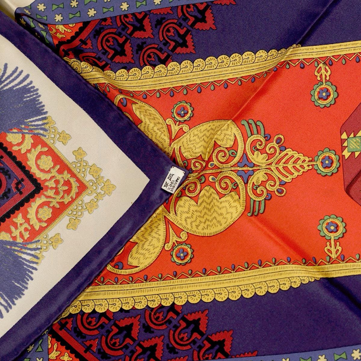 Hermes Scarf "Brins d'Or" by Julia Abadie 90cm Silk | Carre Foulard
