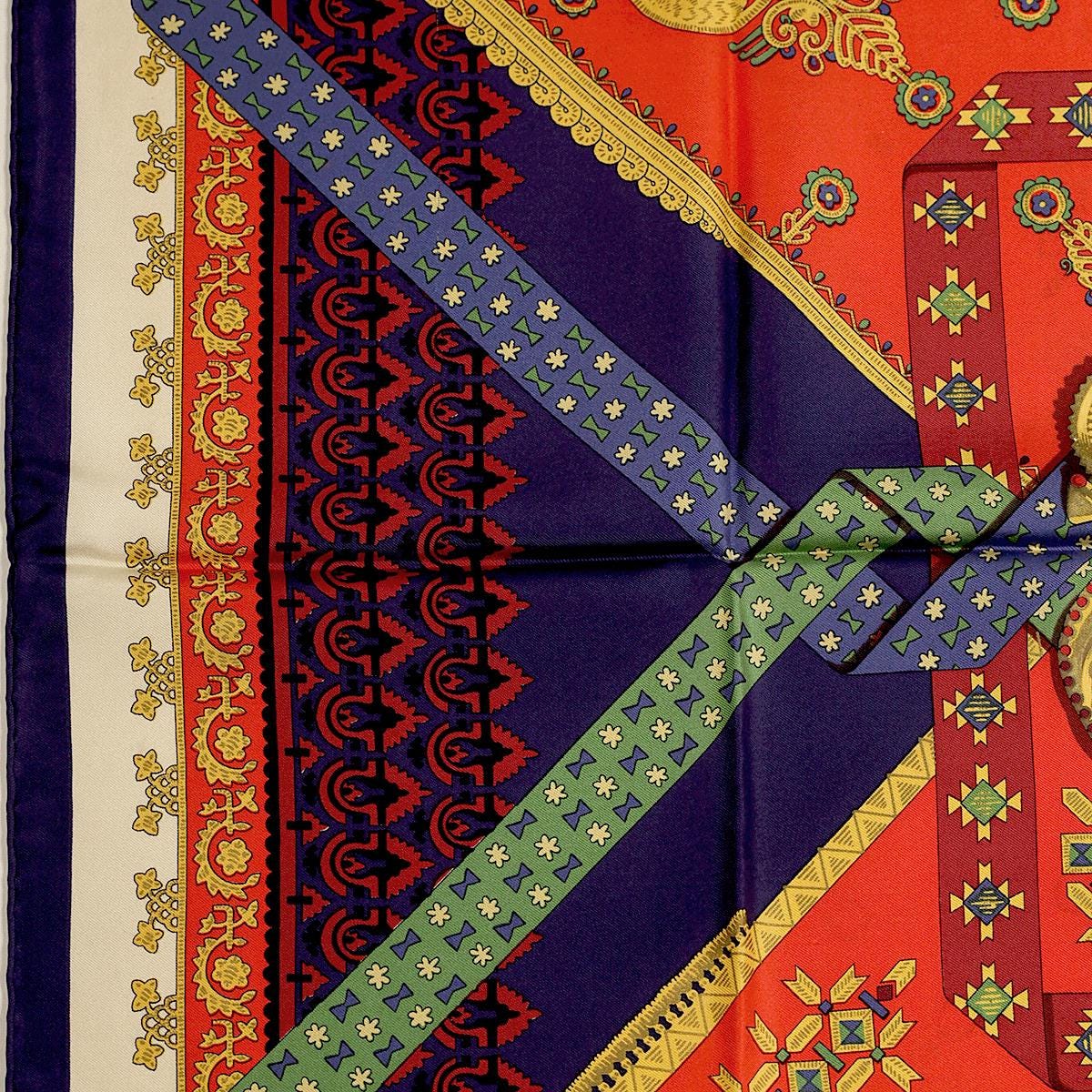 Hermes Scarf "Brins d'Or" by Julia Abadie 90cm Silk | Carre Foulard