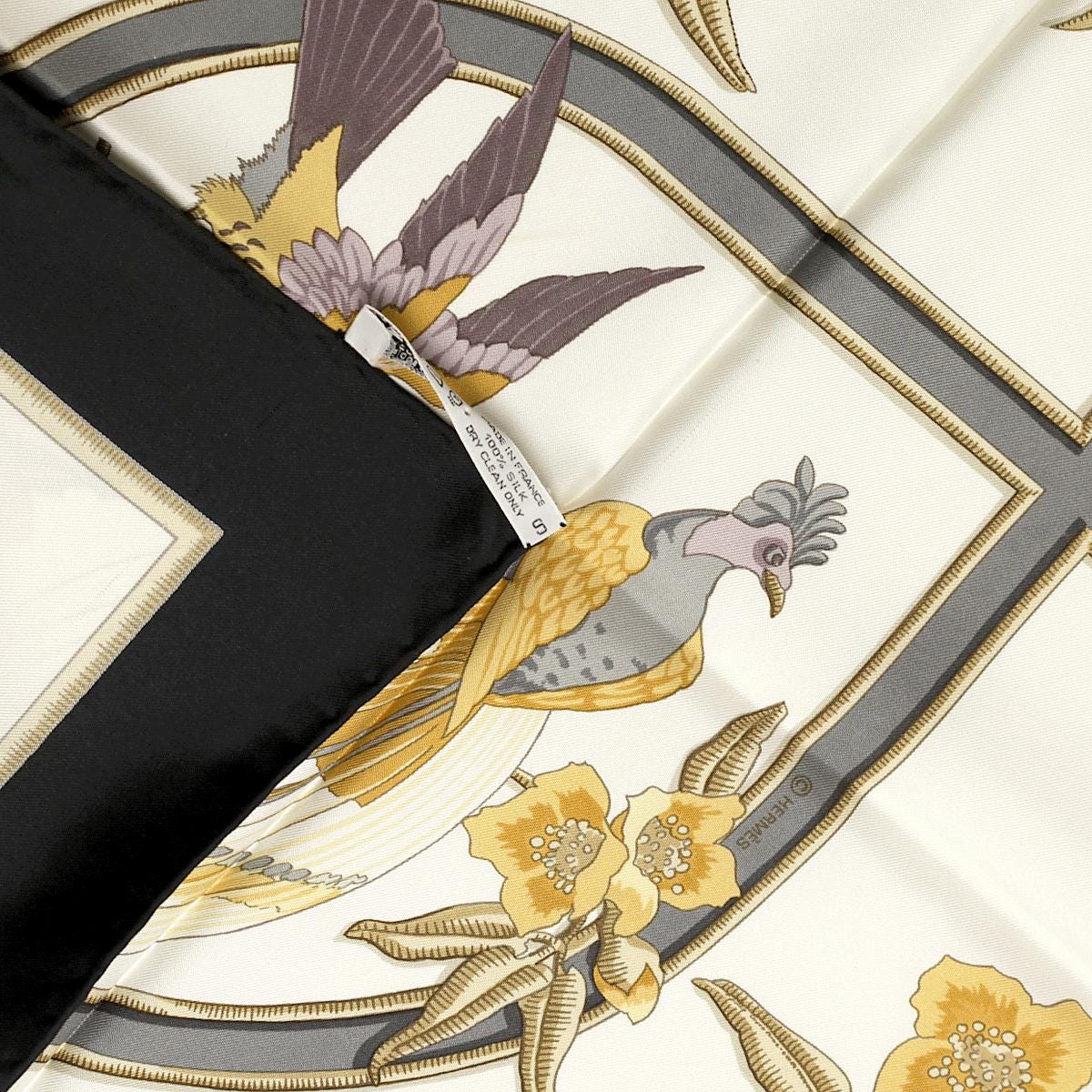 Hermes Scarf "Caraibes" by Christiane Vauzelles 90cm Silk | Foulard Carre