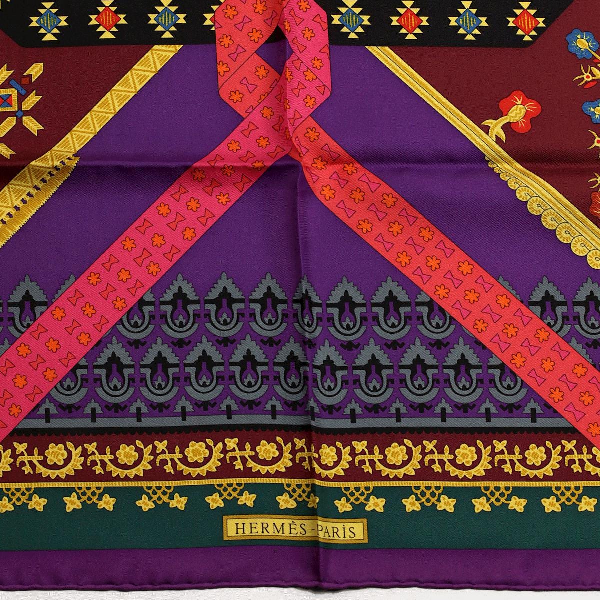 Hermes Scarf "Brins d'Or" by Julia Abadie Vintage 90cm Silk | Carre Foulard