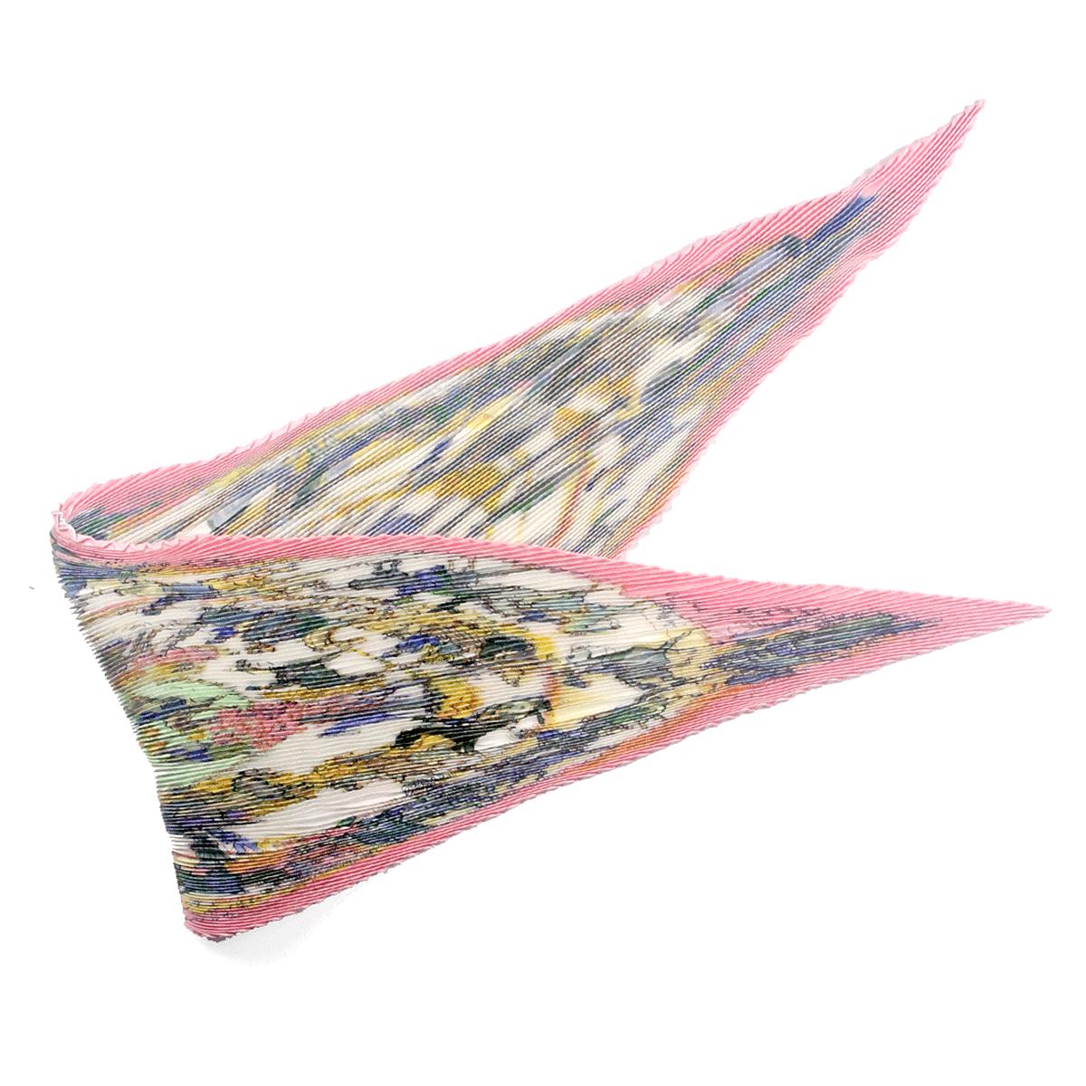 Hermes Scarf "Les Amazones" by Philippe Dumas Plisse 90cm Pleated Silk | Carre Foulard