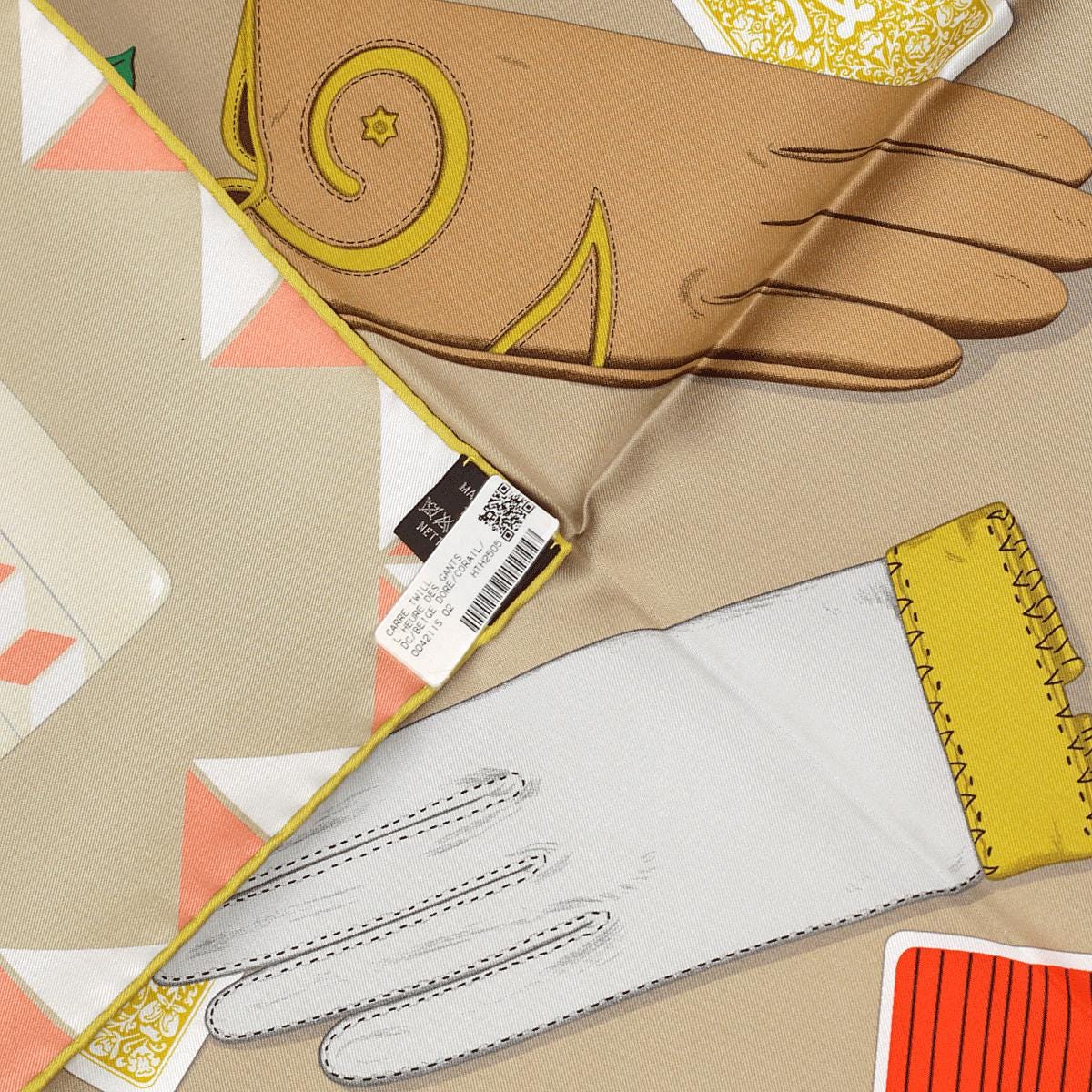 Hermes Scarf "L'Heure des Gants" by Jonathon Burton 90cm Silk | Carre Foulard
