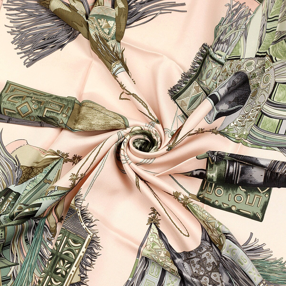 HERMÈS スカーフ CUIRS DU DESERT Cuirs-du-Desert-Hermes-Silk-