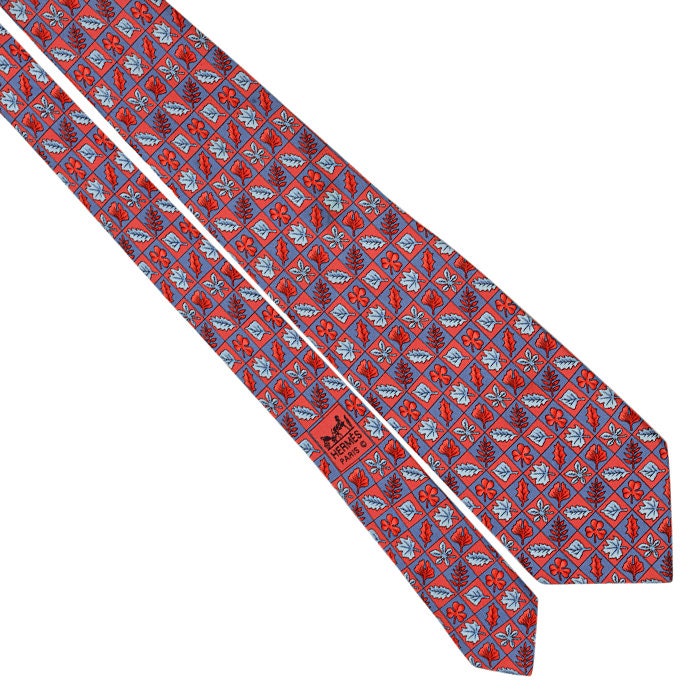 Hermes Men's Silk Tie Autumn Leaves Pattern 7724 – Exquisite Artichoke