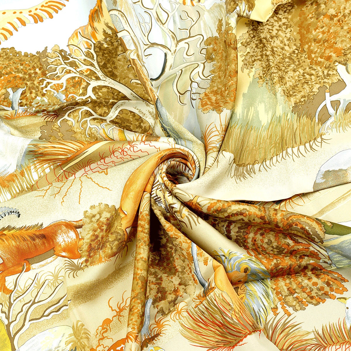 Hermes Scarf "Nuba Mountain" by Sefedin Kwumi 90cm Silk | Carre Foulard