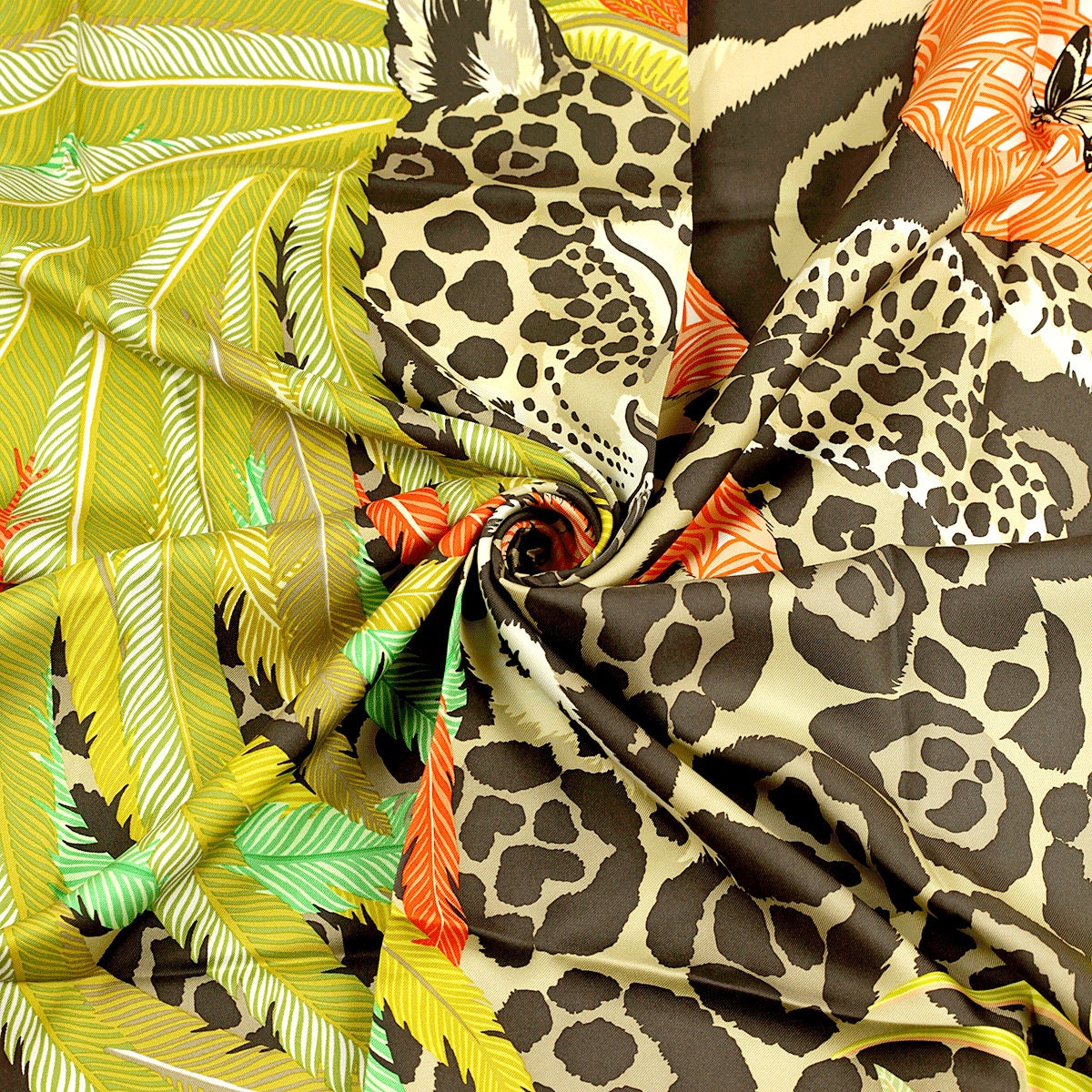 Hermes Scarf "Jaguar Quetzal" by Alice Shirley 90cm Silk | Carre Foulard